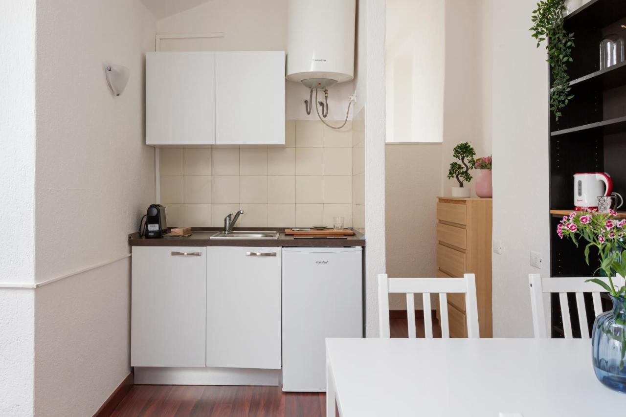 1 Bedroom Apt - Duomo 4 Milaan Buitenkant foto