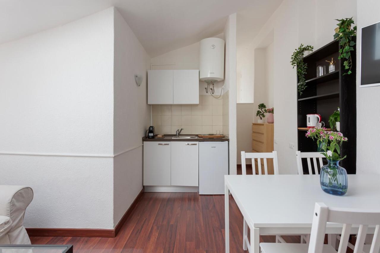 1 Bedroom Apt - Duomo 4 Milaan Buitenkant foto